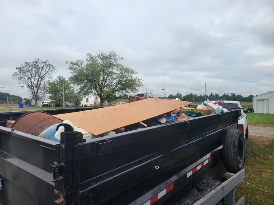 Junk removal in Hillsboro, OH